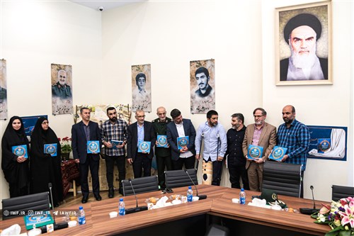 مراسم رونمایی از هفتمین کتاب فدراسیون کشتی با نام عروج از تشک کشتی (وصیتنامه شهدا) - (گزارش تصویری)